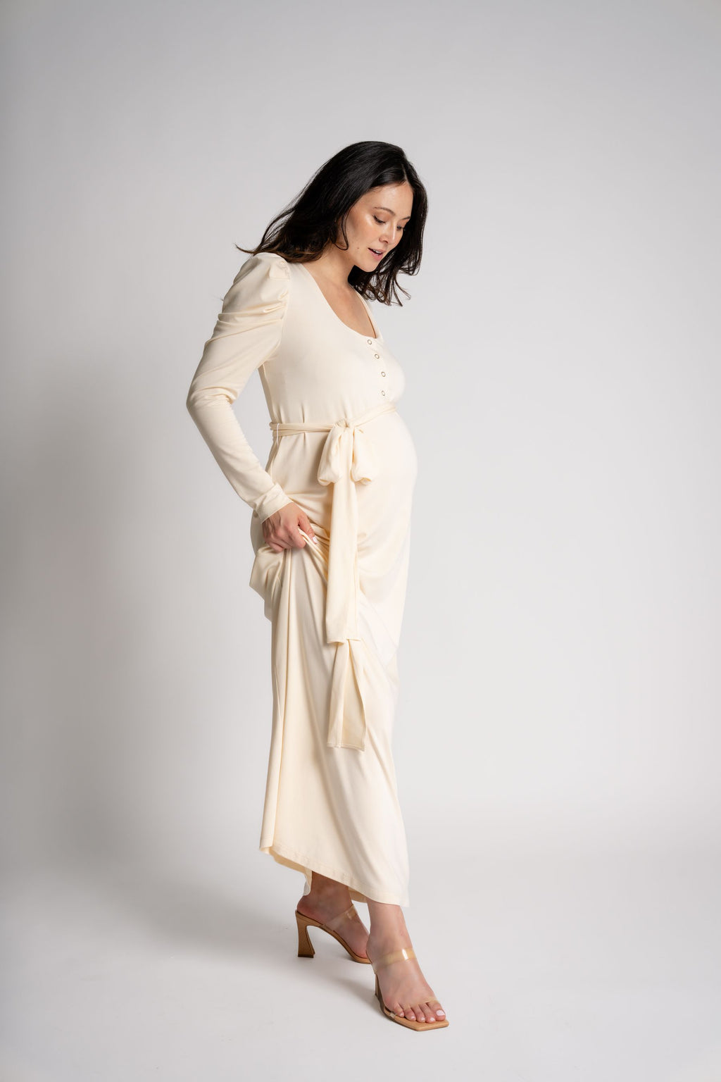 off-white maxi maternity dress side view with detachable bow 